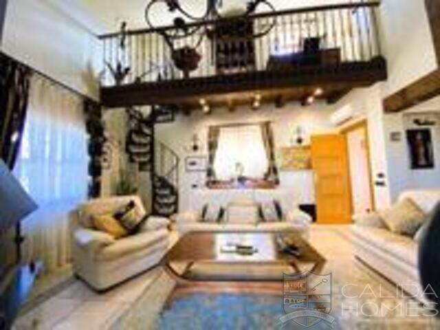 Villa Magnifica: Villa for Sale in Vera, Almería