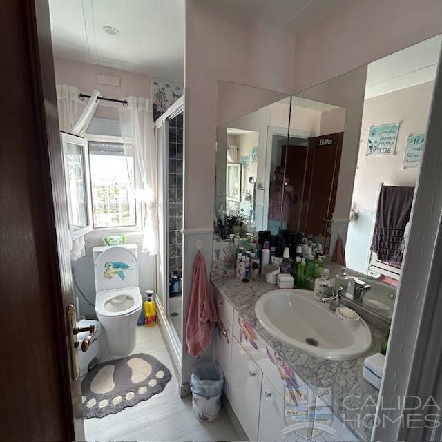chalet bonita: Villa for Sale in Oria, Almería