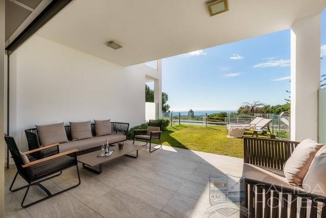 chalet bonita: Villa for Sale in Oria, Almería