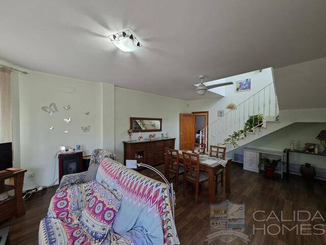 Villa Conchi: Villa for Sale in Arboleas, Almería