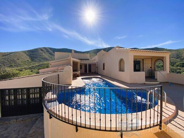 Cortijo Colorado: Country house for Sale in Turre, Almería