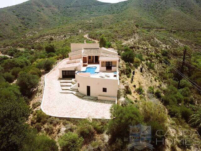 Cortijo Colorado: Country house for Sale in Turre, Almería