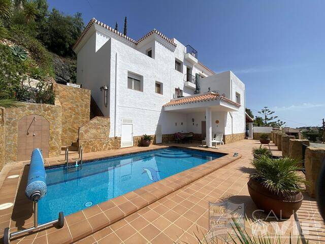 4 Bedroom Villa in La Parata (Mojacar) 4 Bedroom Villa in La Parata (Mojacar)