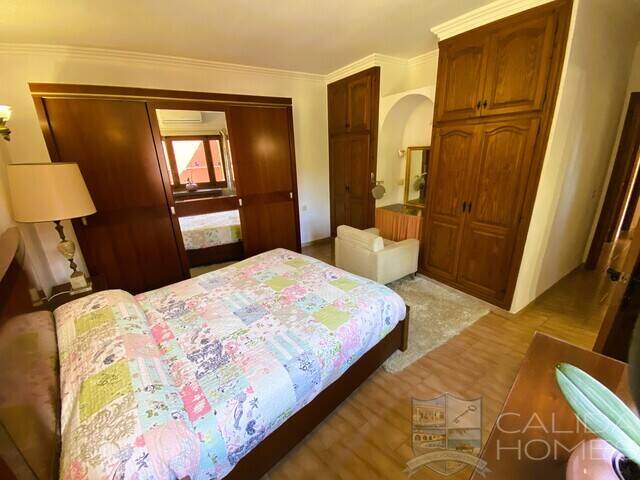 Penthouse Palmeral: Apartment for Sale in Mojácar Playa, Almeria