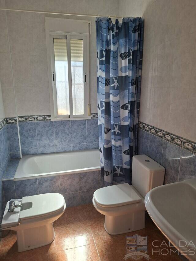 Villa Marvel Arboleas: Villa for Sale in Arboleas, Almería