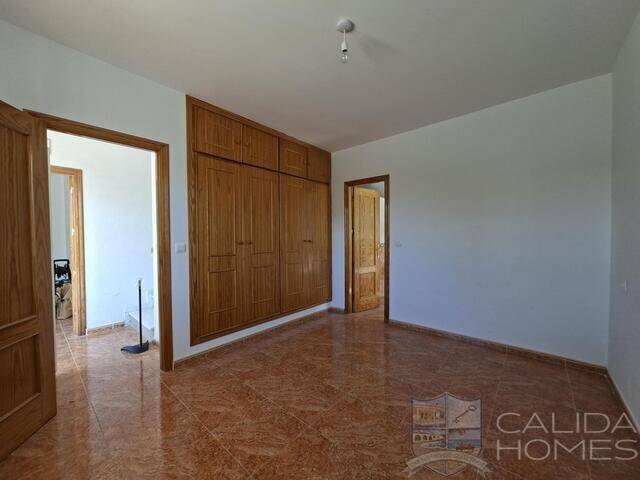 Villa Marvel Arboleas: Villa for Sale in Arboleas, Almería