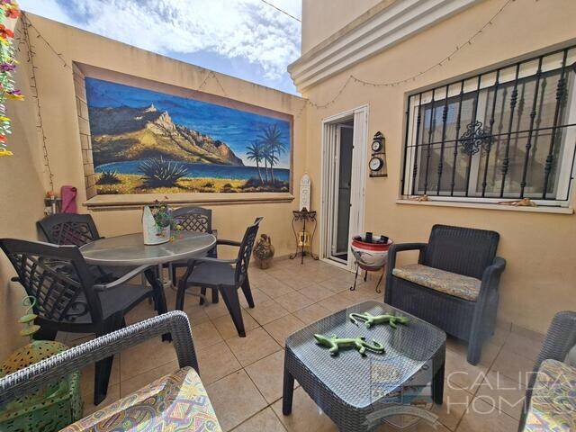 Casa Rocio: Town house for Sale in La Alfoquia, Almería