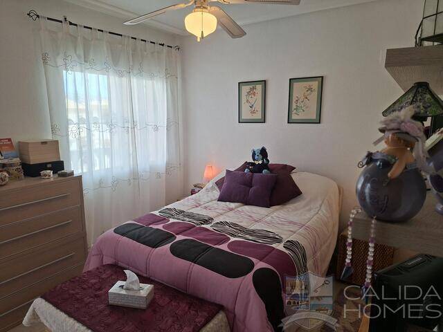 Casa Rocio: Town house for Sale in La Alfoquia, Almería