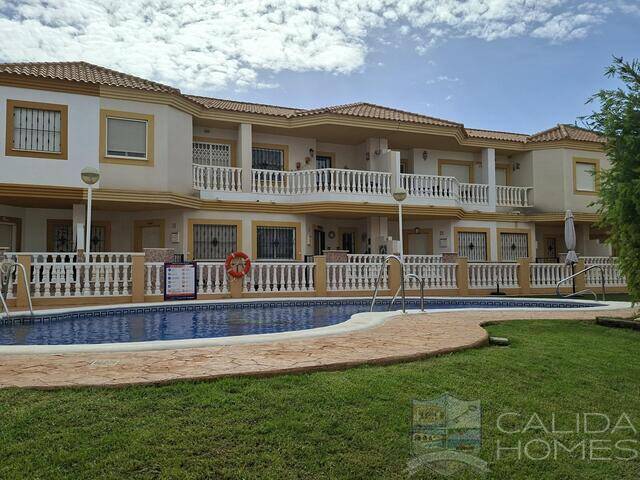 Casa Rocio: Town house for Sale in La Alfoquia, Almería