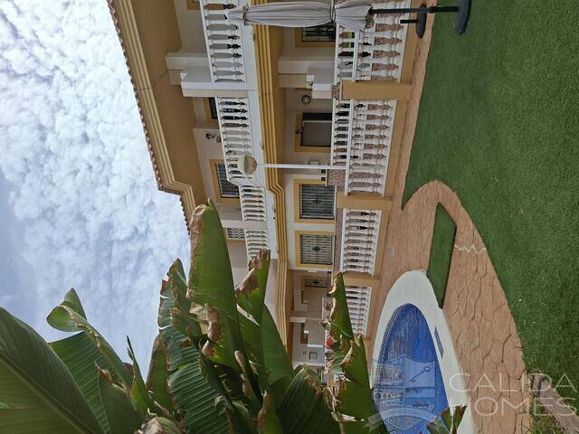 Casa Rocio: Town house for Sale in La Alfoquia, Almería