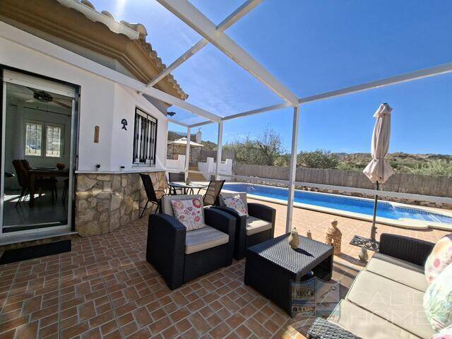 Villa Dulce Suenos: Villa for Sale in Arboleas, Almería