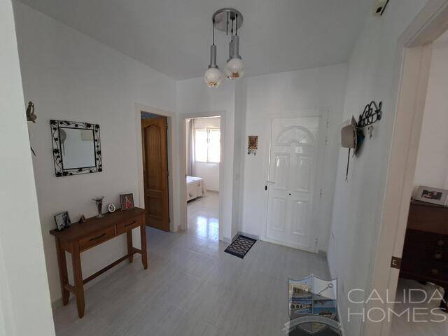 Villa Dulce Suenos: Villa for Sale in Arboleas, Almería