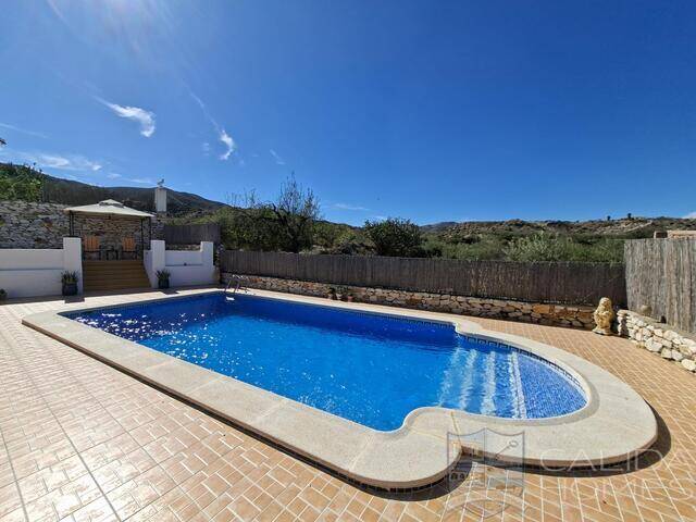 Villa Dulce Suenos: Villa for Sale in Arboleas, Almería
