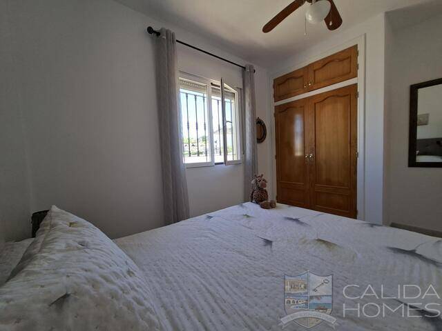 Villa Dulce Suenos: Villa for Sale in Arboleas, Almería