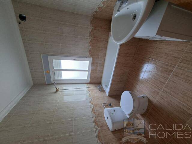 Villa Nuevo Dos: Villa for Sale in Chirivel, Almería Villa Nuevo Dos: Villa for Sale in Chirivel, Almería