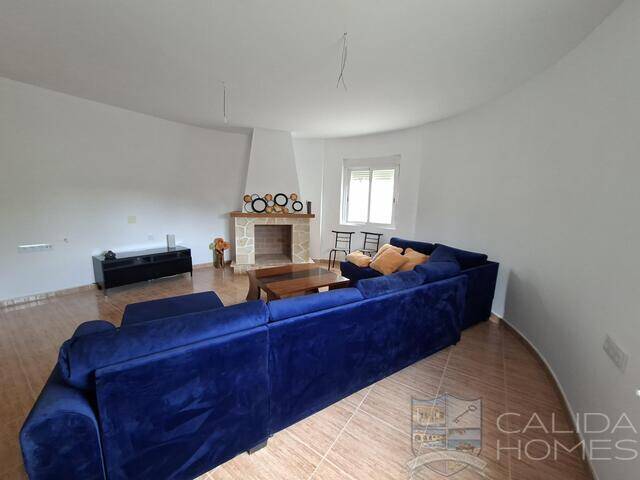 Villa Nuevo Dos: Villa for Sale in Chirivel, Almería Villa Nuevo Dos: Villa for Sale in Chirivel, Almería