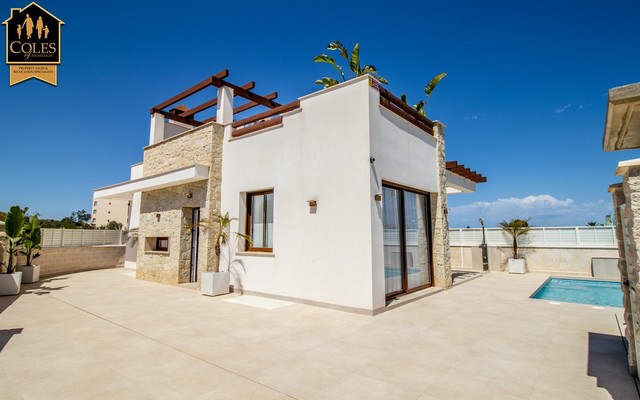 VER3V18: Villa for Sale in Vera Playa, Almería