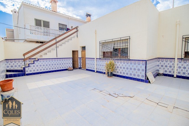 TUR3V42: Villa for Sale in Turre, Almería