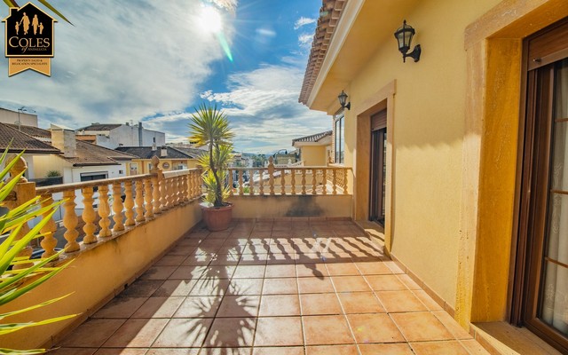 HUE6V01: Villa for Sale in Huercal-Overa, Almería