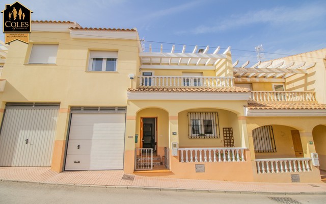 GAL3T25: Town house for Sale in Los Gallardos, Almería