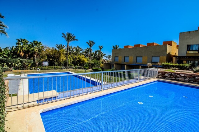 VAL2TP08: Town house for Sale in Valle del Este Golf, Almería