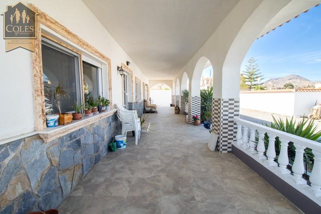 ALF6V01: Villa for Sale in La Alfoquia, Almería