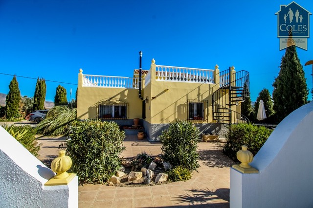 RUB3V21: Villa for Sale in Velez Rubio, Almería