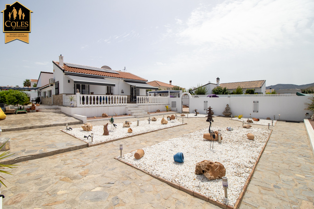 ARB3VC50: Villa for Sale in Arboleas, Almería