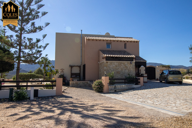 GAL5V03: Villa for Sale in Los Gallardos, Almería