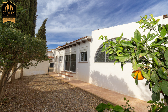 CUE3V05: Villa for Sale in Cuevas del Almanzora, Almería