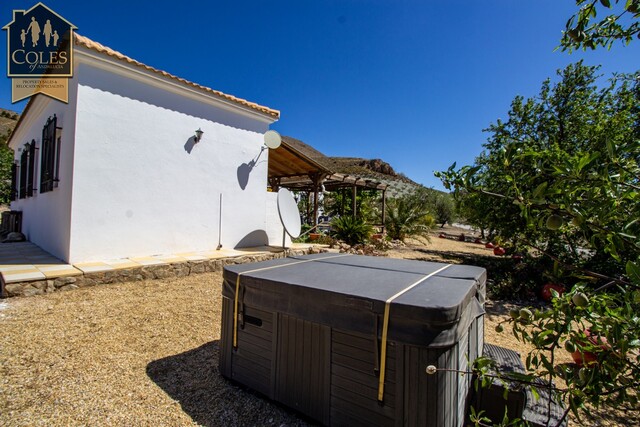 ORI3V19: Villa for Sale in Oria, Almería