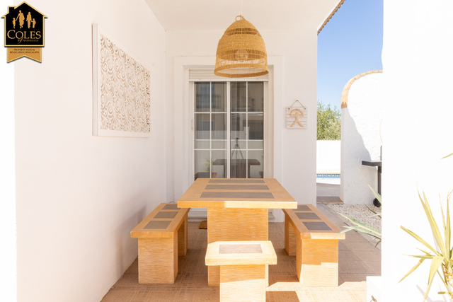 TIJ3V01: Villa for Sale in Tijola, Almería