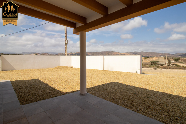 ALB3V28: Villa for Sale in Albox, Almería