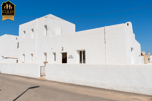 MOJ3V17: Villa for Sale in Mojácar Playa, Almería