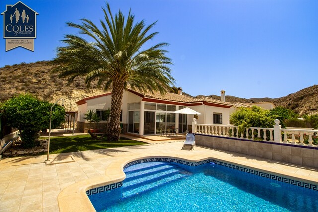 ARB3VG27: Villa for Sale in Arboleas, Almería