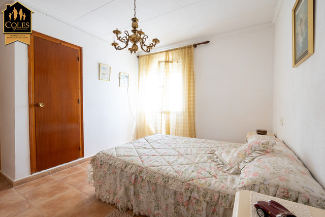 CON5T03: Town house for Sale in El Contador, Almería