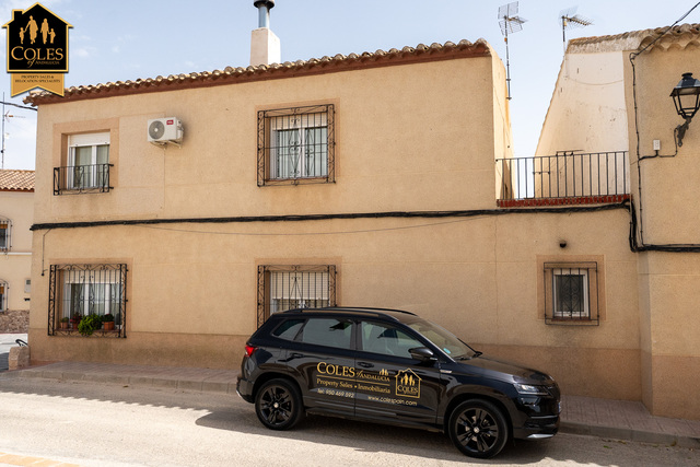 CON5T03: Town house for Sale in El Contador, Almería