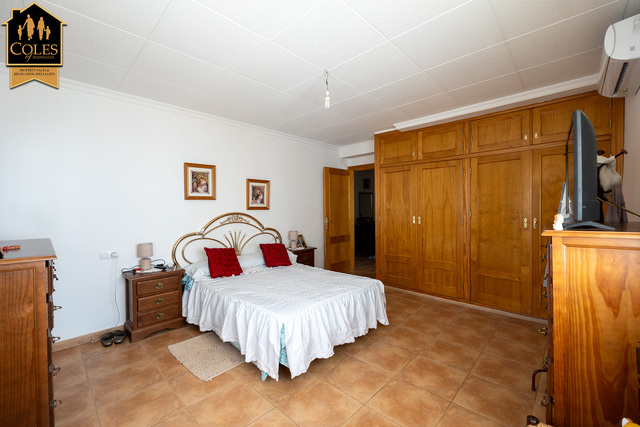 CON5T03: Town house for Sale in El Contador, Almería