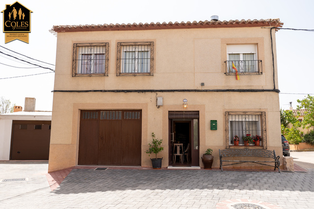 CON5T03: Town house for Sale in El Contador, Almería