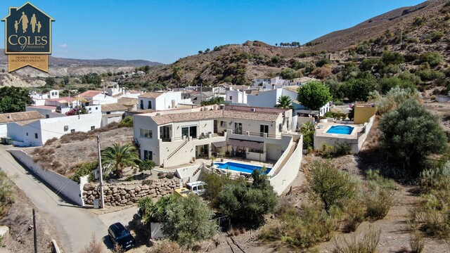 SOR6V01: Villa for Sale in La Huelga, Almería