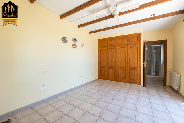 BED4V02: Villa for Sale in Bedar, Almería