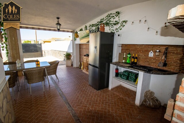 ZUR3VM15: Villa for Sale in Zurgena, Almería