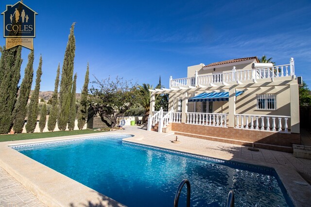 CAR3V08: Villa for Sale in Cariatiz, Almería