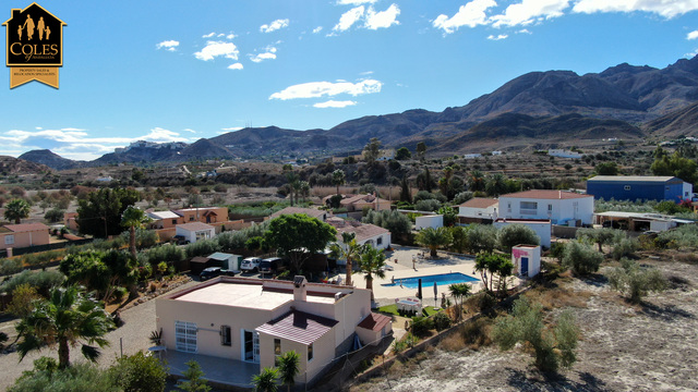 TUR3V52: Villa for Sale in Turre, Almería