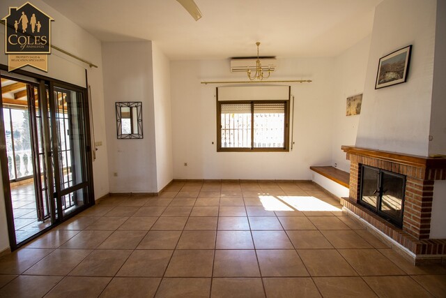 BED3V10: Villa for Sale in Bedar, Almería