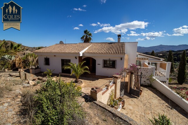 BED3V10: Villa for Sale in Bedar, Almería