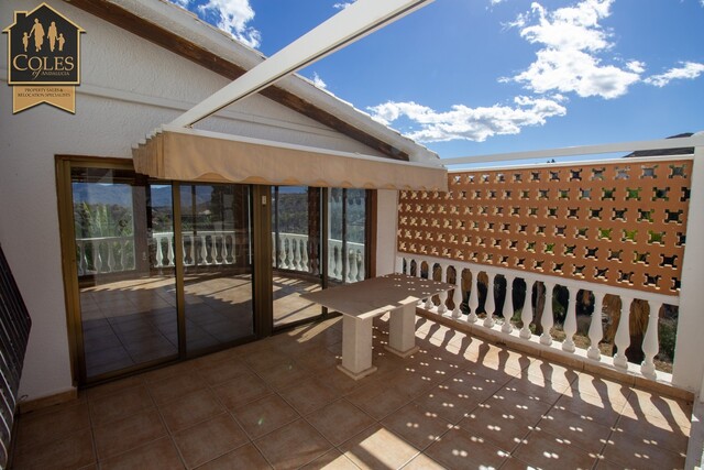 BED3V10: Villa for Sale in Bedar, Almería