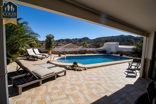 ARB4VT03: Villa for Sale in Arboleas, Almería