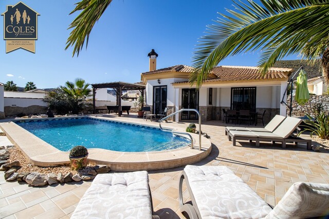 ARB4VT03: Villa for Sale in Arboleas, Almería