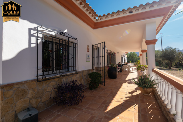 GAL6V02: Villa for Sale in Los Gallardos, Almería